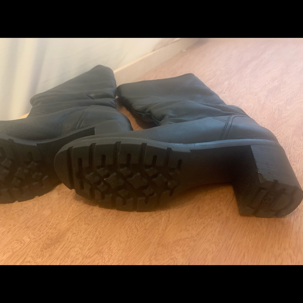 Ugg Boots with Heel